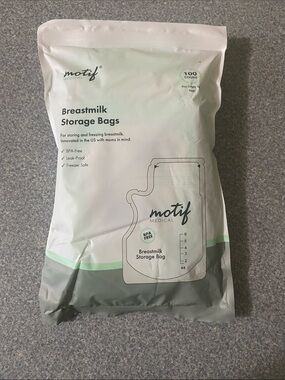 Motif Medical- Breastmilk Storage Bags - 100 Count BPA-Free Freezer Safe